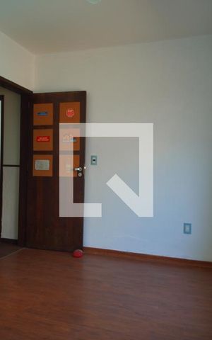 Casa à venda com 253m², 3 quartos e 2 vagasQuarto 2