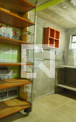 Casa à venda com 253m², 3 quartos e 2 vagasQuarto de Serviço