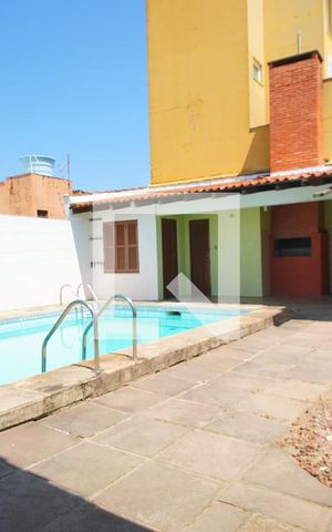Casa à venda com 253m², 3 quartos e 2 vagasPátio _piscina