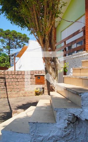 Casa à venda com 253m², 3 quartos e 2 vagasPátio _frente