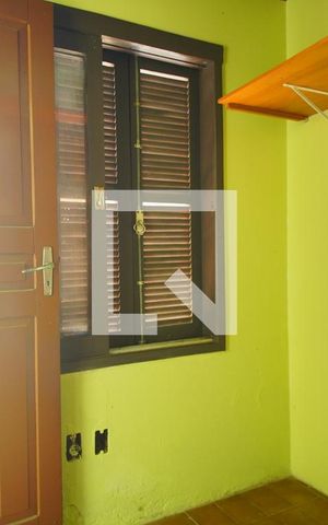 Casa à venda com 253m², 3 quartos e 2 vagasQuarto de Serviço