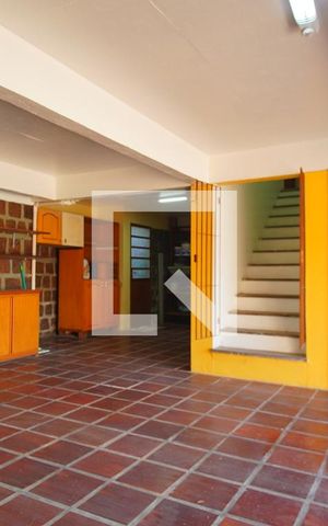 Casa à venda com 253m², 3 quartos e 2 vagasGaragem