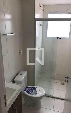 Apartamento para alugar com 50m², 2 quartos e 1 vaga Apartamento para alugar com 50m², 2 quartos e 1 vagaBanheiro