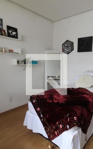 Casa para alugar com 200m², 5 quartos e 4 vagasQuarto 1