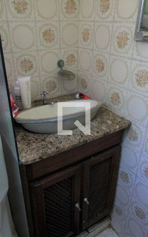 Casa à venda com 450m², 5 quartos e 2 vagasBanheiro 1