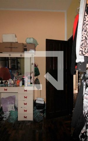 Casa à venda com 450m², 5 quartos e 2 vagasQuarto 4