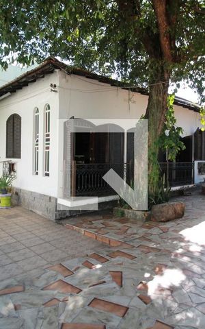 Casa à venda com 450m², 5 quartos e 2 vagasQuintal