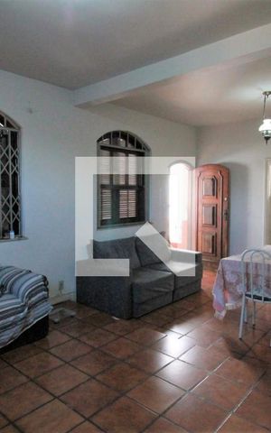 Casa à venda com 450m², 5 quartos e 2 vagasSala 1