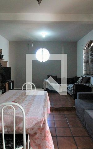 Casa à venda com 450m², 5 quartos e 2 vagasSala 1
