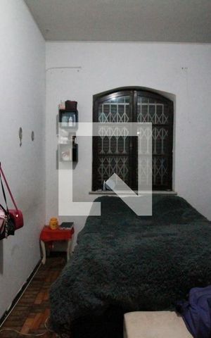 Casa à venda com 450m², 5 quartos e 2 vagasQuarto 3