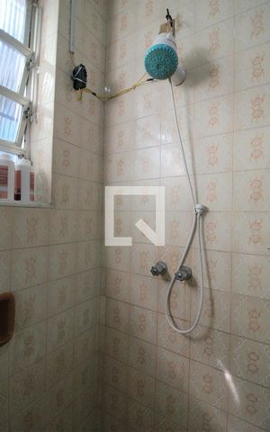 Casa à venda com 450m², 5 quartos e 2 vagasBanheiro 2