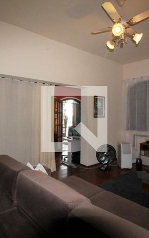 Casa à venda com 450m², 5 quartos e 2 vagasSala 2