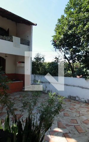 Casa à venda com 450m², 5 quartos e 2 vagasvista da Sacada