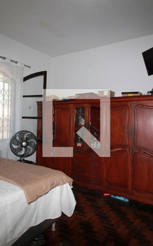 Casa à venda com 450m², 5 quartos e 2 vagasQuarto 5 - Suíte