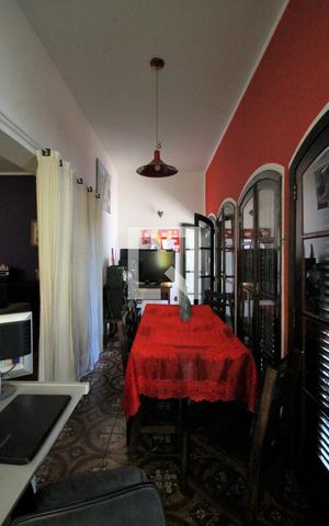 Casa à venda com 450m², 5 quartos e 2 vagasSacada