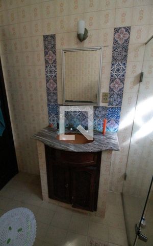 Casa à venda com 450m², 5 quartos e 2 vagasBanheiro 2