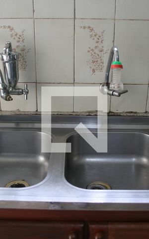 Casa à venda com 350m², 4 quartos e 3 vagasCozinha - Torneira