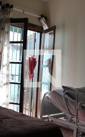 Casa à venda com 350m², 4 quartos e 3 vagasQuarto Suíte