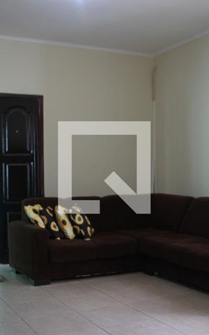 Casa à venda com 350m², 4 quartos e 3 vagasSala