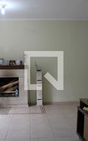 Casa à venda com 350m², 4 quartos e 3 vagasSala