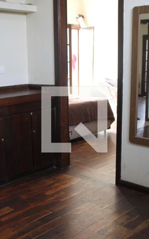 Casa à venda com 350m², 4 quartos e 3 vagassala de ginastica