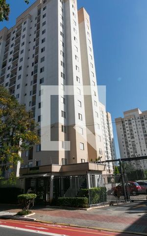 Apartamento para alugar com 70m², 2 quartos e 1 vagaFachada
