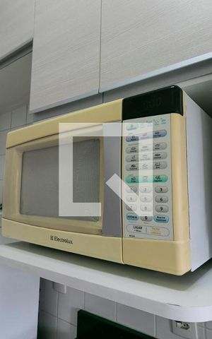 Apartamento para alugar com 70m², 2 quartos e 1 vaga Apartamento para alugar com 70m², 2 quartos e 1 vagaCozinha - Microondas