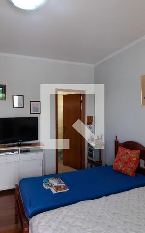 Casa à venda com 363m², 4 quartos e 6 vagas Casa à venda com 363m², 4 quartos e 6 vagasSuíte 01
