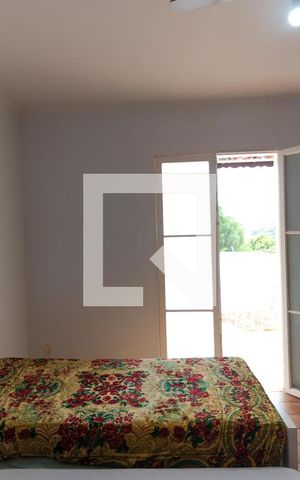 Casa à venda com 363m², 4 quartos e 6 vagas Casa à venda com 363m², 4 quartos e 6 vagasQuarto 02