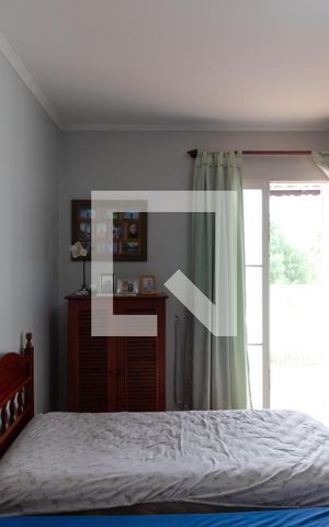 Casa à venda com 363m², 4 quartos e 6 vagas Casa à venda com 363m², 4 quartos e 6 vagasSuíte 01