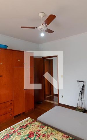 Casa à venda com 363m², 4 quartos e 6 vagas Casa à venda com 363m², 4 quartos e 6 vagasQuarto 02