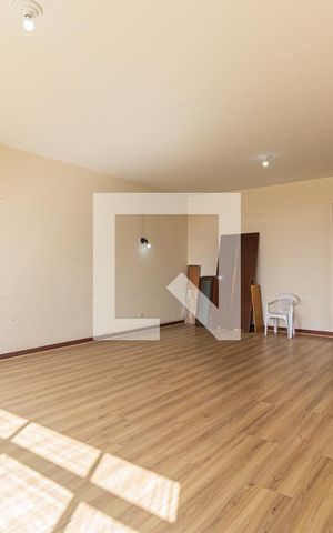 Apartamento à venda com 205m², 3 quartos e 1 vaga Apartamento à venda com 205m², 3 quartos e 1 vagaSala