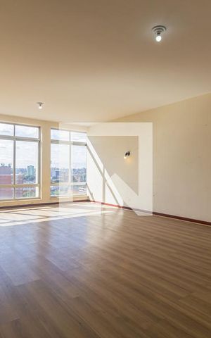 Apartamento à venda com 205m², 3 quartos e 1 vaga Apartamento à venda com 205m², 3 quartos e 1 vagaSala