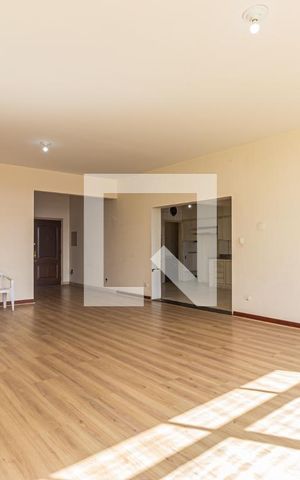 Apartamento à venda com 205m², 3 quartos e 1 vaga Apartamento à venda com 205m², 3 quartos e 1 vagaSala