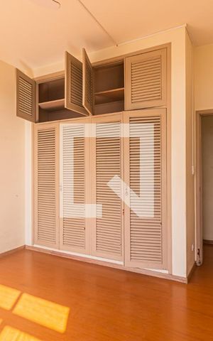 Apartamento à venda com 205m², 3 quartos e 1 vaga Apartamento à venda com 205m², 3 quartos e 1 vagaQuarto 1