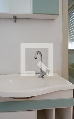 Casa à venda com 185m², 3 quartos e 2 vagasBanheiro da Suíte