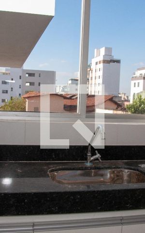Apartamento para alugar com 58m², 2 quartos e 2 vagas Apartamento para alugar com 58m², 2 quartos e 2 vagasCozinha