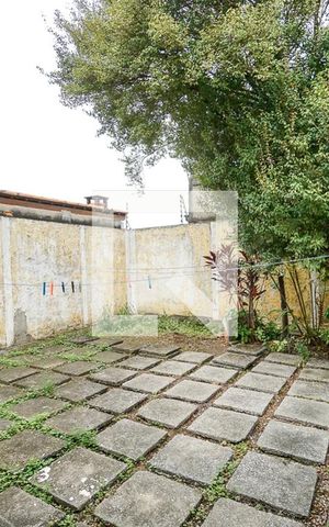 Casa à venda com 320m², 3 quartos e 3 vagas Casa à venda com 320m², 3 quartos e 3 vagasQuintal