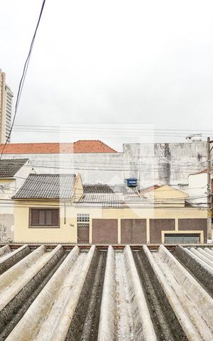 Casa à venda com 320m², 3 quartos e 3 vagas Casa à venda com 320m², 3 quartos e 3 vagasVista do quarto 02
