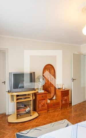 Casa à venda com 320m², 3 quartos e 3 vagas Casa à venda com 320m², 3 quartos e 3 vagasSuíte