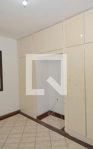 Casa à venda com 319m², 4 quartos e 1 vagaQuarto 3