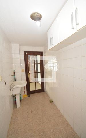 Casa à venda com 319m², 4 quartos e 1 vagaÁrea de Serviço