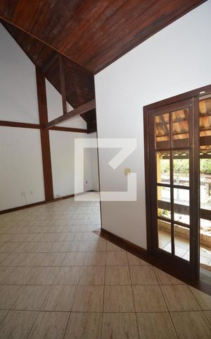 Casa à venda com 319m², 4 quartos e 1 vagaSala de Estar