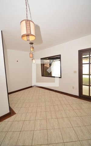 Casa à venda com 319m², 4 quartos e 1 vagaSala de Jantar
