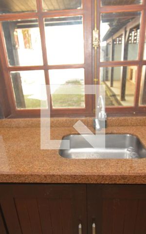 Casa à venda com 319m², 4 quartos e 1 vagaCozinha - Armários