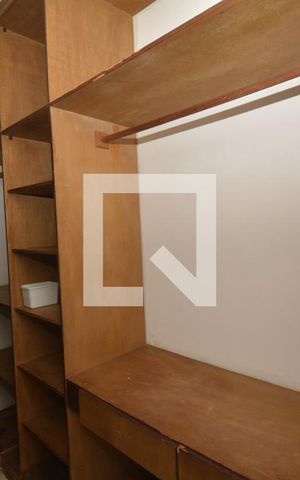 Casa à venda com 319m², 4 quartos e 1 vagaCloset da Suíte