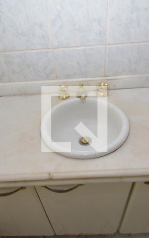 Casa à venda com 319m², 4 quartos e 1 vagaBanheiro da Suíte