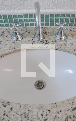 Apartamento à venda com 118m², 2 quartos e 1 vagaBanheiro da Suíte