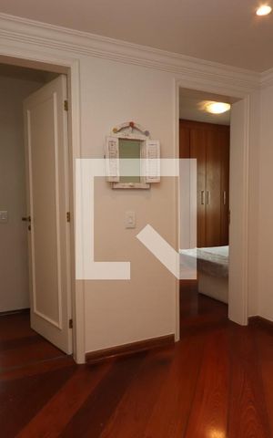Apartamento à venda com 180m², 4 quartos e 3 vagasHall/Corredor
