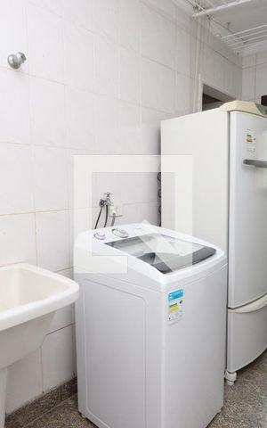 Apartamento à venda com 180m², 4 quartos e 3 vagasLavanderia